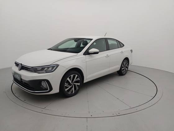 VOLKSWAGEN VIRTUS 1.0 200 TSI HIGHLINE AUTOMÁTICO